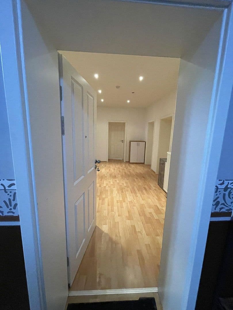 Pronájem bytu 3+1 91 m², Am Zehnt 9, Sinsheim, Bádensko-Württembersko Pronájem bytu 3+1 91 m², Am Zehnt 9, Sinsheim, Bádensko-Württembersko