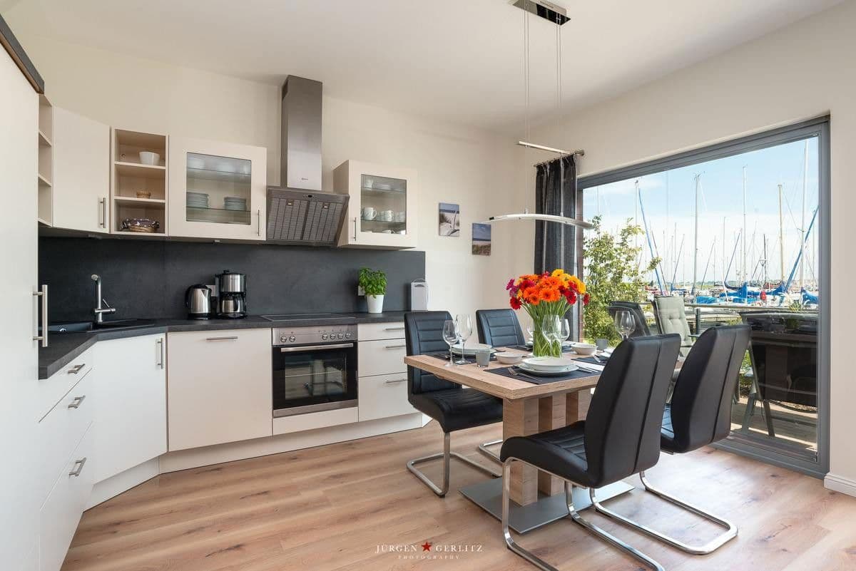 Prodej bytu 3+1 93 m², Heiligenhafen, Šlesvicko-Holštýnsko Prodej bytu 3+1 93 m², Heiligenhafen, Šlesvicko-Holštýnsko