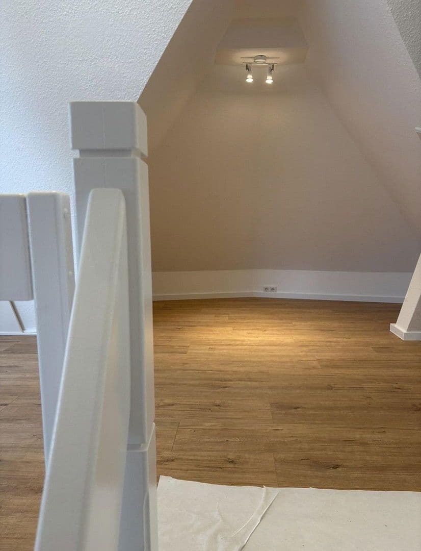 Prodej domu 173 m², pozemek 584 m², Edith-Stein-Straße 34, Wuppertal, Severní Porýní-Vestfálsko Prodej domu 173 m², pozemek 584 m², Edith-Stein-Straße 34, Wuppertal, Severní Porýní-Vestfálsko