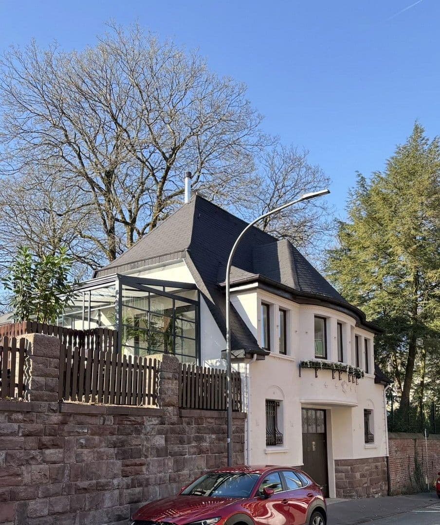 Prodej domu 173 m², pozemek 584 m², Edith-Stein-Straße 34, Wuppertal, Severní Porýní-Vestfálsko Prodej domu 173 m², pozemek 584 m², Edith-Stein-Straße 34, Wuppertal, Severní Porýní-Vestfálsko