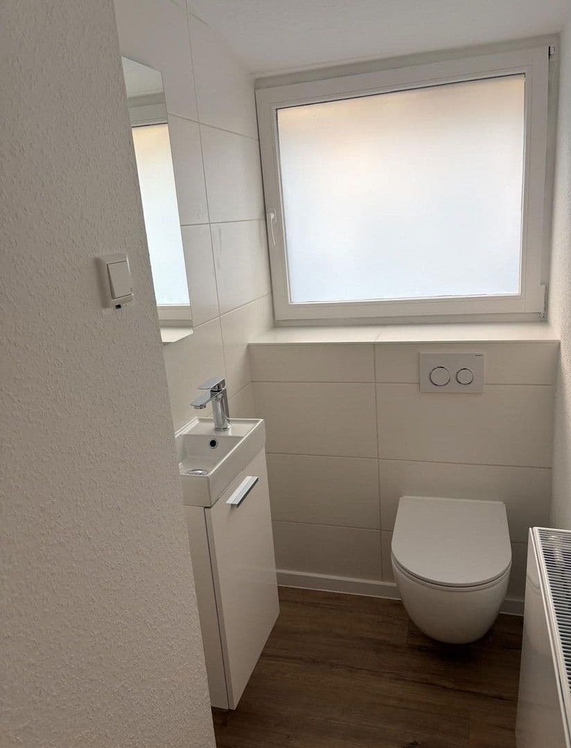 Prodej domu 173 m², pozemek 584 m², Edith-Stein-Straße 34, Wuppertal, Severní Porýní-Vestfálsko Prodej domu 173 m², pozemek 584 m², Edith-Stein-Straße 34, Wuppertal, Severní Porýní-Vestfálsko