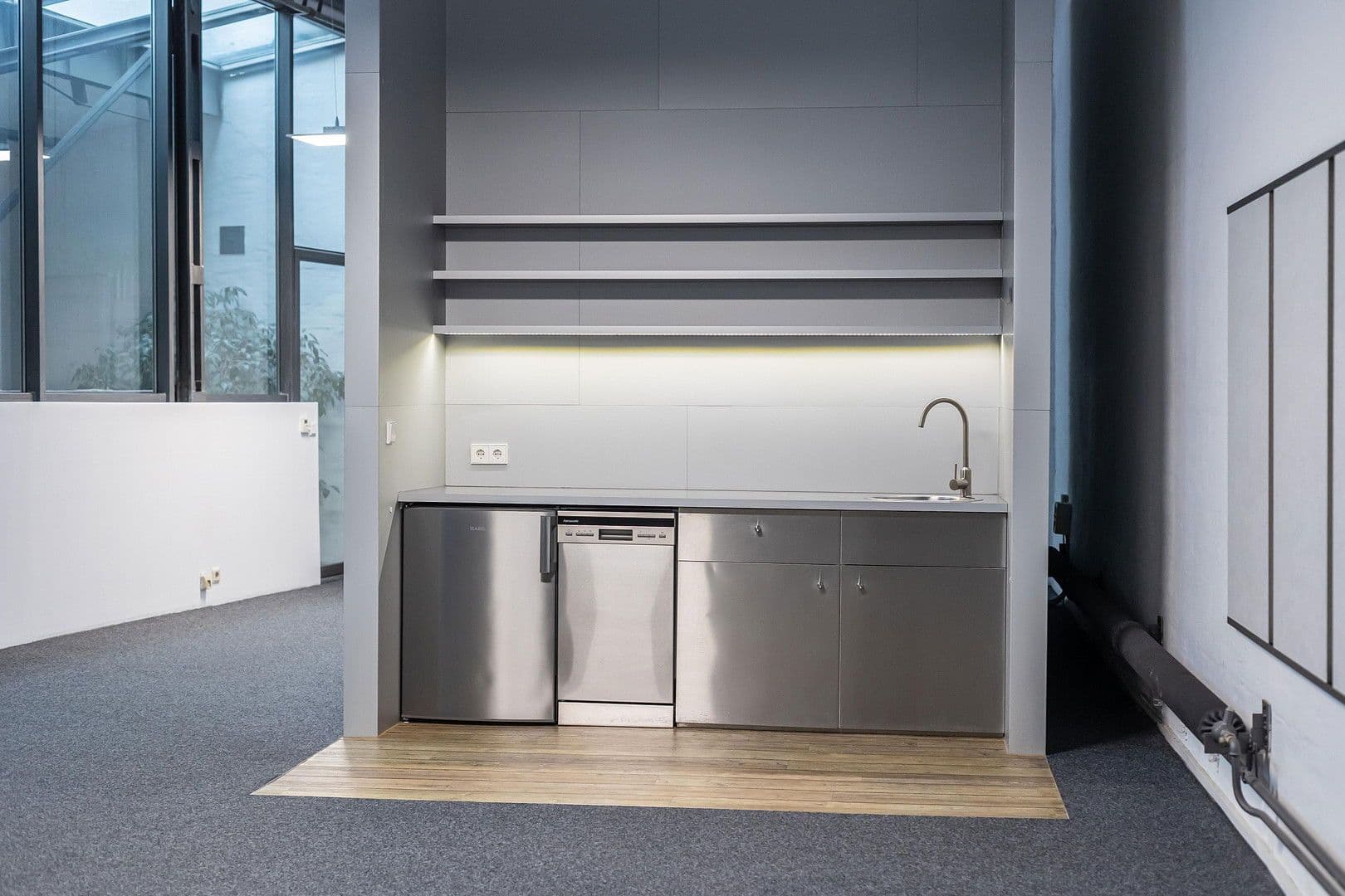 Pronájem kanceláře 115 m², Braunschweig, Dolní Sasko Pronájem kanceláře 115 m², Braunschweig, Dolní Sasko