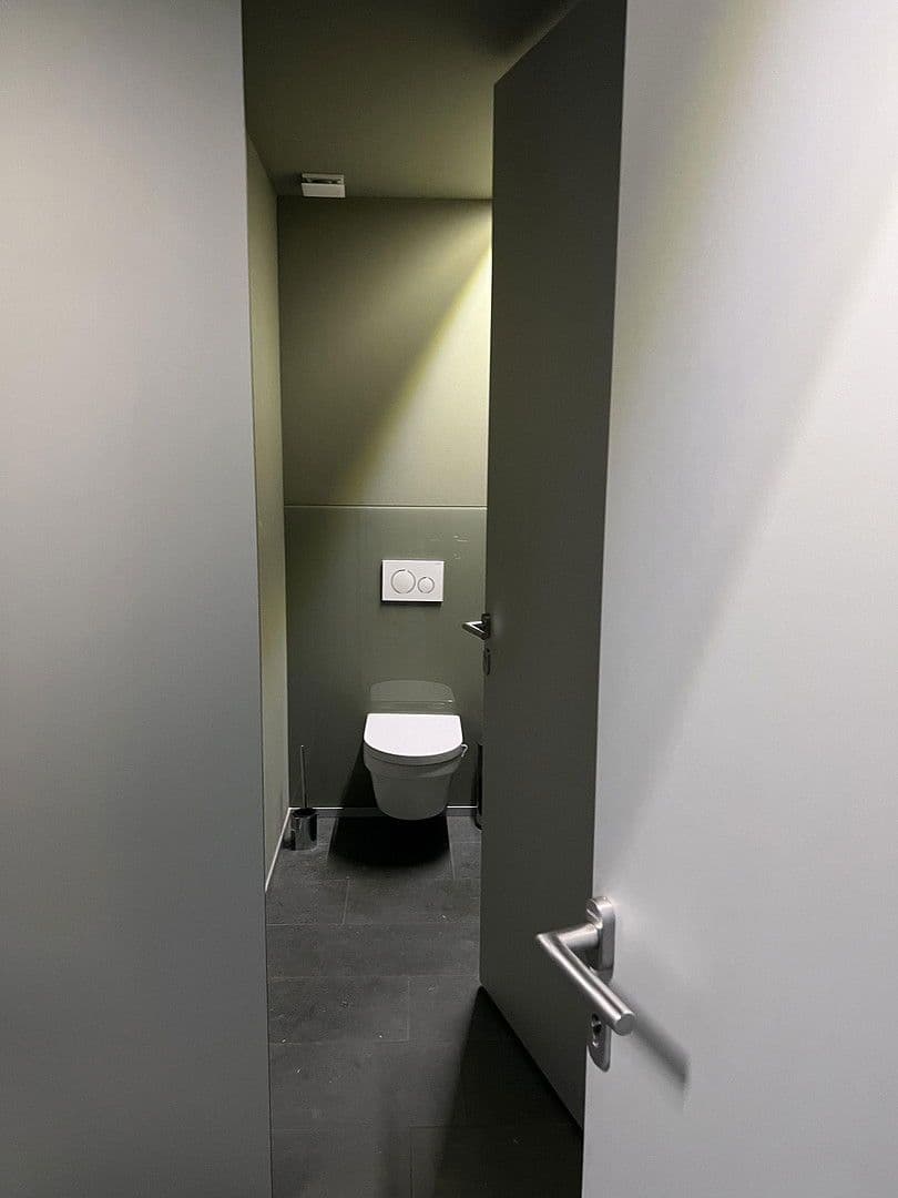 Pronájem kanceláře 115 m², Braunschweig, Dolní Sasko Pronájem kanceláře 115 m², Braunschweig, Dolní Sasko