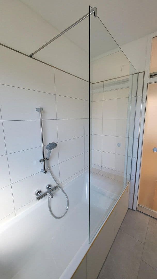 Pronájem bytu 3+1 100 m², Münchner Str. 179, Karlsfeld, Bavorsko Pronájem bytu 3+1 100 m², Münchner Str. 179, Karlsfeld, Bavorsko