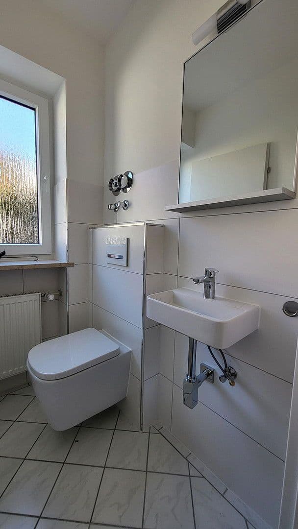 Pronájem bytu 3+1 100 m², Münchner Str. 179, Karlsfeld, Bavorsko Pronájem bytu 3+1 100 m², Münchner Str. 179, Karlsfeld, Bavorsko