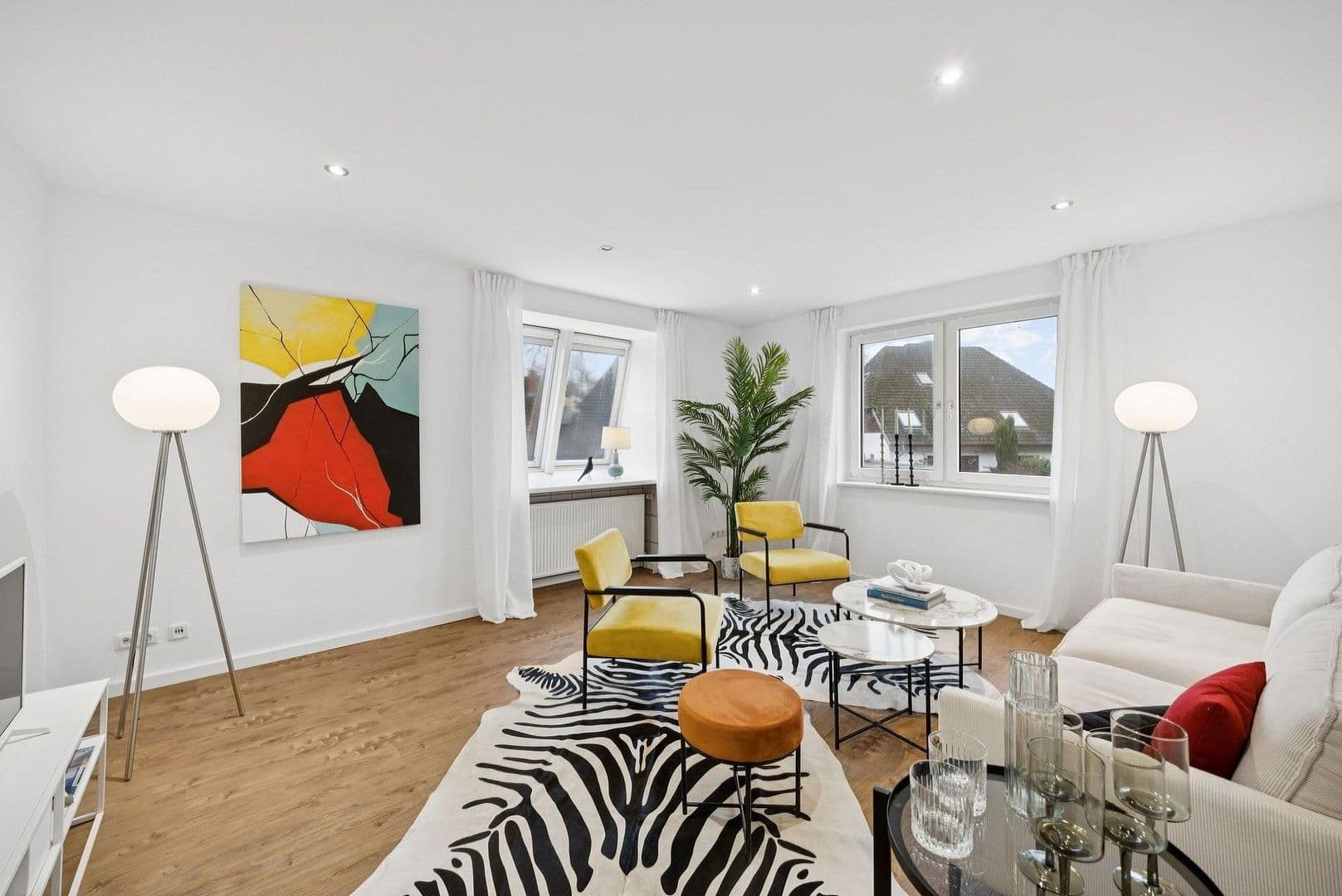 Prodej domu 201 m², pozemek 376 m², Pinneberg, Šlesvicko-Holštýnsko Prodej domu 201 m², pozemek 376 m², Pinneberg, Šlesvicko-Holštýnsko