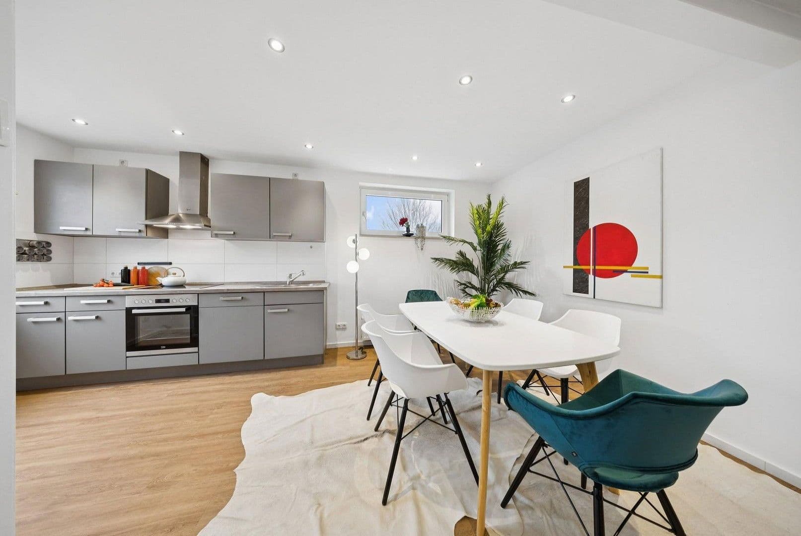 Prodej domu 201 m², pozemek 376 m², Pinneberg, Šlesvicko-Holštýnsko Prodej domu 201 m², pozemek 376 m², Pinneberg, Šlesvicko-Holštýnsko