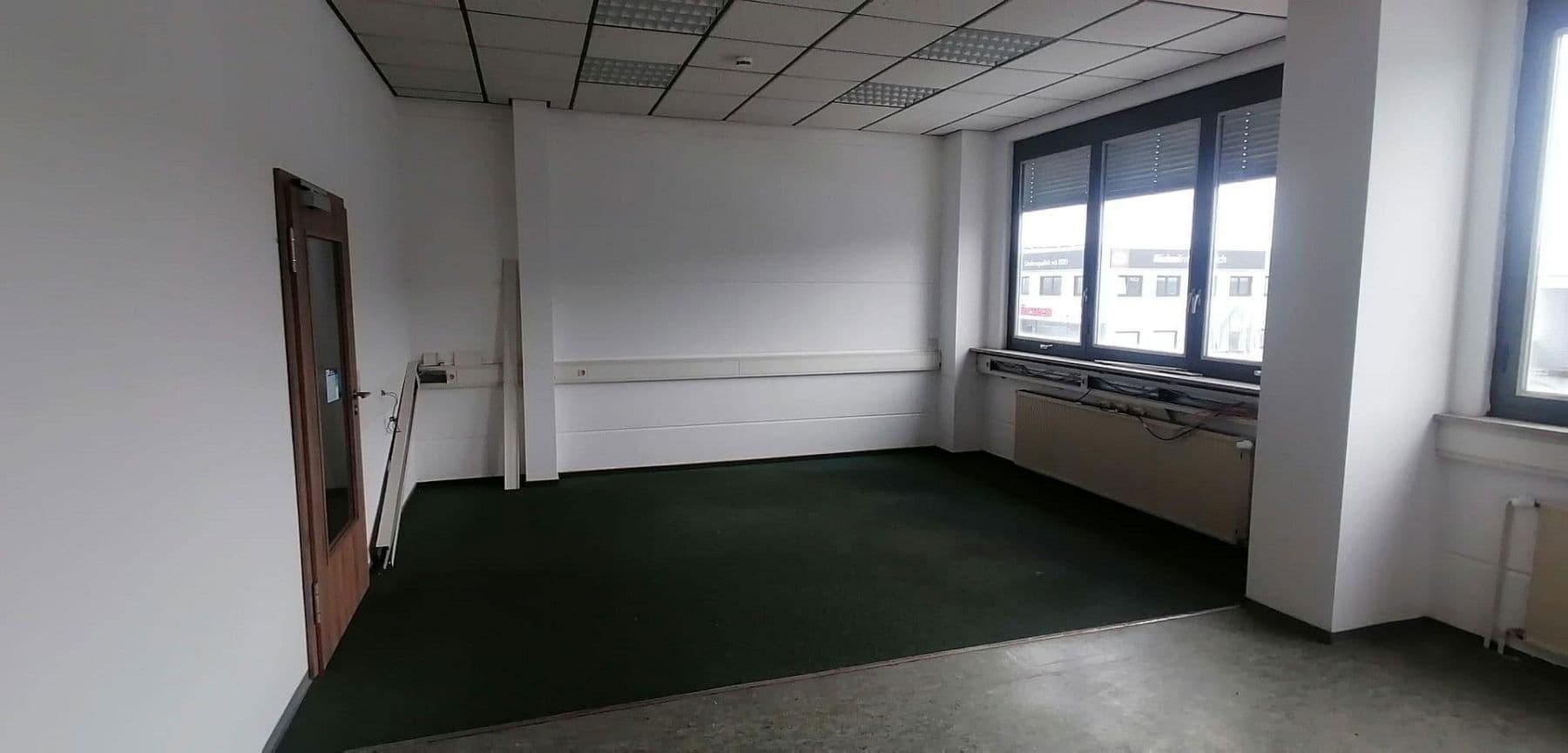 Pronájem kanceláře 660 m², Schaumbergstrasse 7A, Schwarzenbach a.d.Saale, Bavorsko Pronájem kanceláře 660 m², Schaumbergstrasse 7A, Schwarzenbach a.d.Saale, Bavorsko