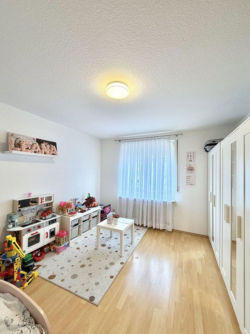 Pronájem bytu 3+1 82 m², Kriegsstraße 2, Pforzheim, Bádensko-Württembersko Pronájem bytu 3+1 82 m², Kriegsstraße 2, Pforzheim, Bádensko-Württembersko