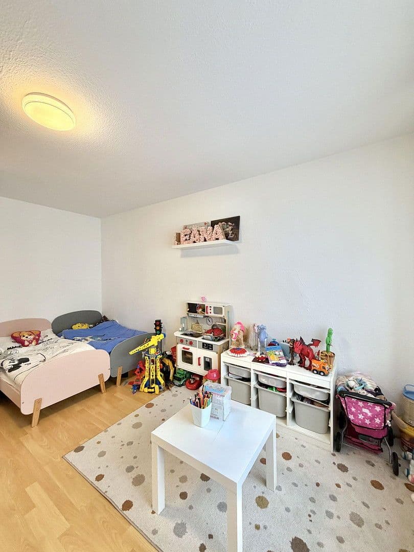 Pronájem bytu 3+1 82 m², Kriegsstraße 2, Pforzheim, Bádensko-Württembersko Pronájem bytu 3+1 82 m², Kriegsstraße 2, Pforzheim, Bádensko-Württembersko