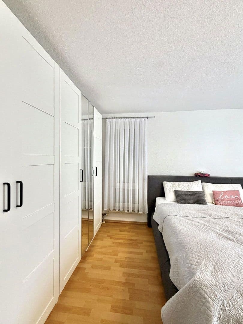 Pronájem bytu 3+1 82 m², Kriegsstraße 2, Pforzheim, Bádensko-Württembersko Pronájem bytu 3+1 82 m², Kriegsstraße 2, Pforzheim, Bádensko-Württembersko