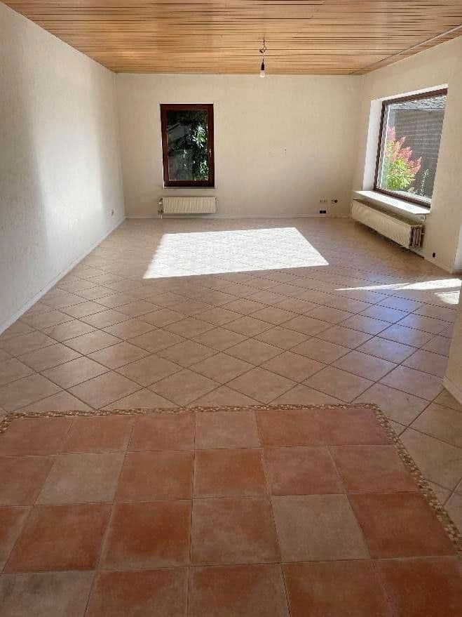 Prodej domu 197 m², pozemek 391 m², Bammental, Bádensko-Württembersko Prodej domu 197 m², pozemek 391 m², Bammental, Bádensko-Württembersko