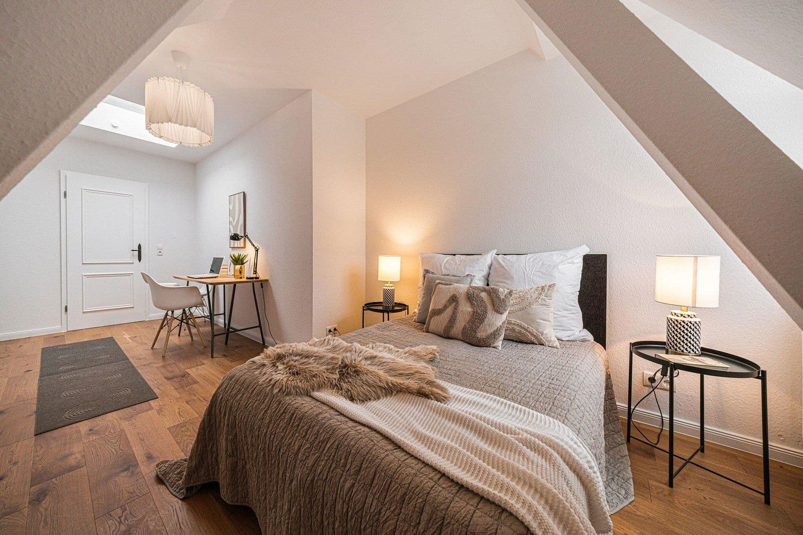 Prodej bytu 3+1 84 m², Blumenstraße 20, Leipzig, Sasko Prodej bytu 3+1 84 m², Blumenstraße 20, Leipzig, Sasko