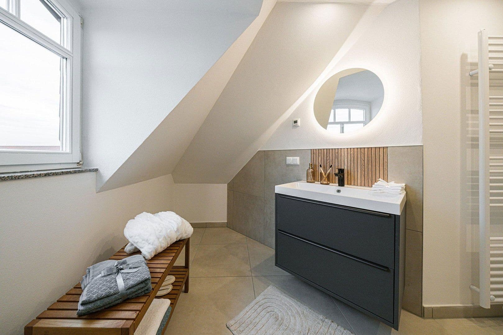 Prodej bytu 3+1 84 m², Blumenstraße 20, Leipzig, Sasko Prodej bytu 3+1 84 m², Blumenstraße 20, Leipzig, Sasko