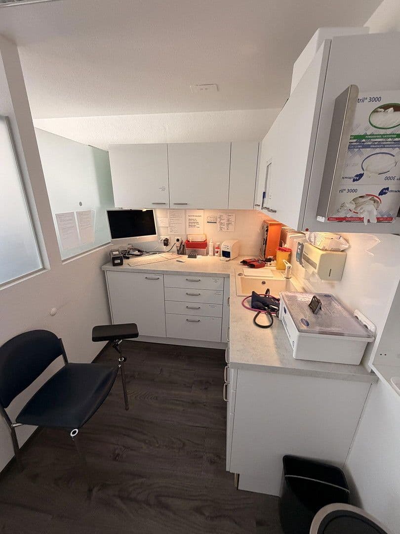 Pronájem kanceláře 170 m², Bismarckstraße 4, Pinneberg, Šlesvicko-Holštýnsko Pronájem kanceláře 170 m², Bismarckstraße 4, Pinneberg, Šlesvicko-Holštýnsko