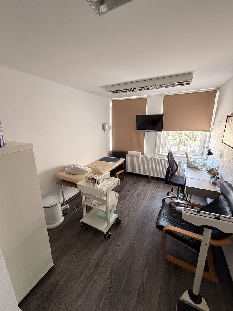 Pronájem kanceláře 170 m², Bismarckstraße 4, Pinneberg, Šlesvicko-Holštýnsko Pronájem kanceláře 170 m², Bismarckstraße 4, Pinneberg, Šlesvicko-Holštýnsko