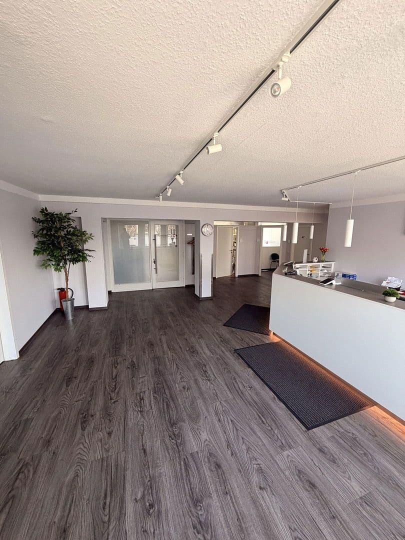 Pronájem kanceláře 170 m², Bismarckstraße 4, Pinneberg, Šlesvicko-Holštýnsko Pronájem kanceláře 170 m², Bismarckstraße 4, Pinneberg, Šlesvicko-Holštýnsko