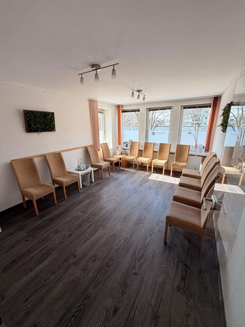 Pronájem kanceláře 170 m², Bismarckstraße 4, Pinneberg, Šlesvicko-Holštýnsko Pronájem kanceláře 170 m², Bismarckstraße 4, Pinneberg, Šlesvicko-Holštýnsko