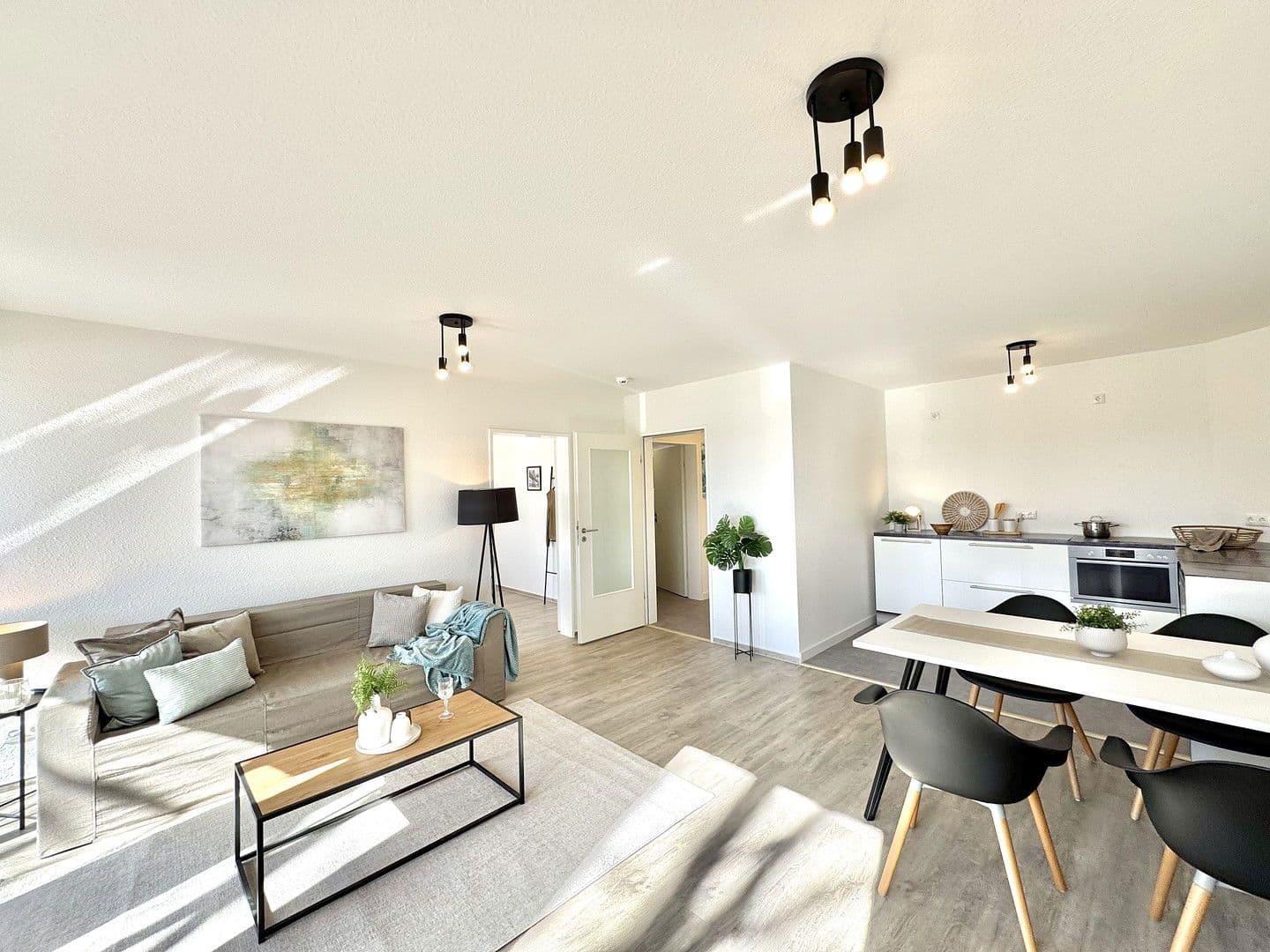 Prodej bytu 2+1 54 m², Schwerin, Mecklenburg-Vorpommern Prodej bytu 2+1 54 m², Schwerin, Mecklenburg-Vorpommern