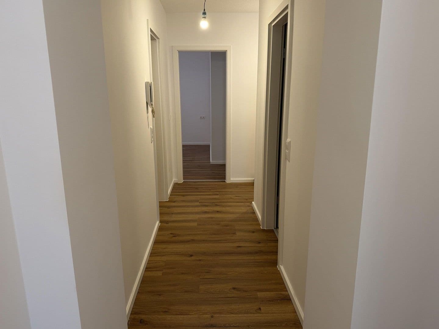 Pronájem bytu 3+1 81 m², Hauptstraße 14, Stockach, Bádensko-Württembersko Pronájem bytu 3+1 81 m², Hauptstraße 14, Stockach, Bádensko-Württembersko