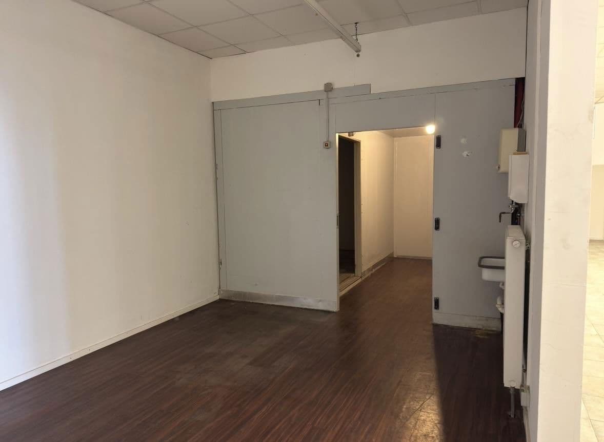 Pronájem nebytového prostoru 170 m², Wiesenstrasse 2, Karlsruhe Grünwettersbach, Bádensko-Württembersko Pronájem nebytového prostoru 170 m², Wiesenstrasse 2, Karlsruhe Grünwettersbach, Bádensko-Württembersko