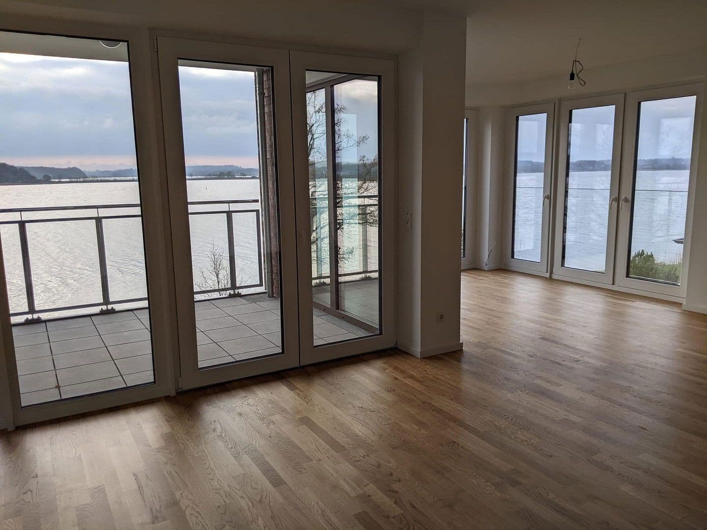 Pronájem bytu 3+1 113 m², Šlesvik, Šlesvicko-Holštýnsko Pronájem bytu 3+1 113 m², Šlesvik, Šlesvicko-Holštýnsko