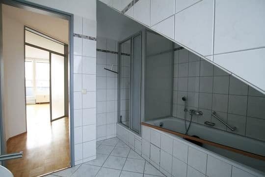 Pronájem bytu 2+1 56 m², Köln Weiß, Severní Porýní-Vestfálsko Pronájem bytu 2+1 56 m², Köln Weiß, Severní Porýní-Vestfálsko