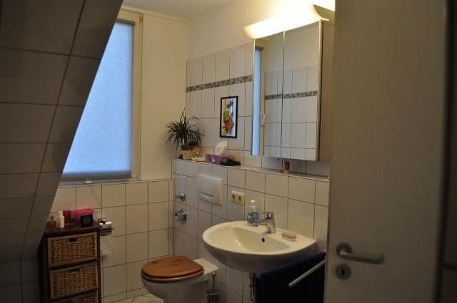 Pronájem bytu 2+1 56 m², Köln Weiß, Severní Porýní-Vestfálsko Pronájem bytu 2+1 56 m², Köln Weiß, Severní Porýní-Vestfálsko