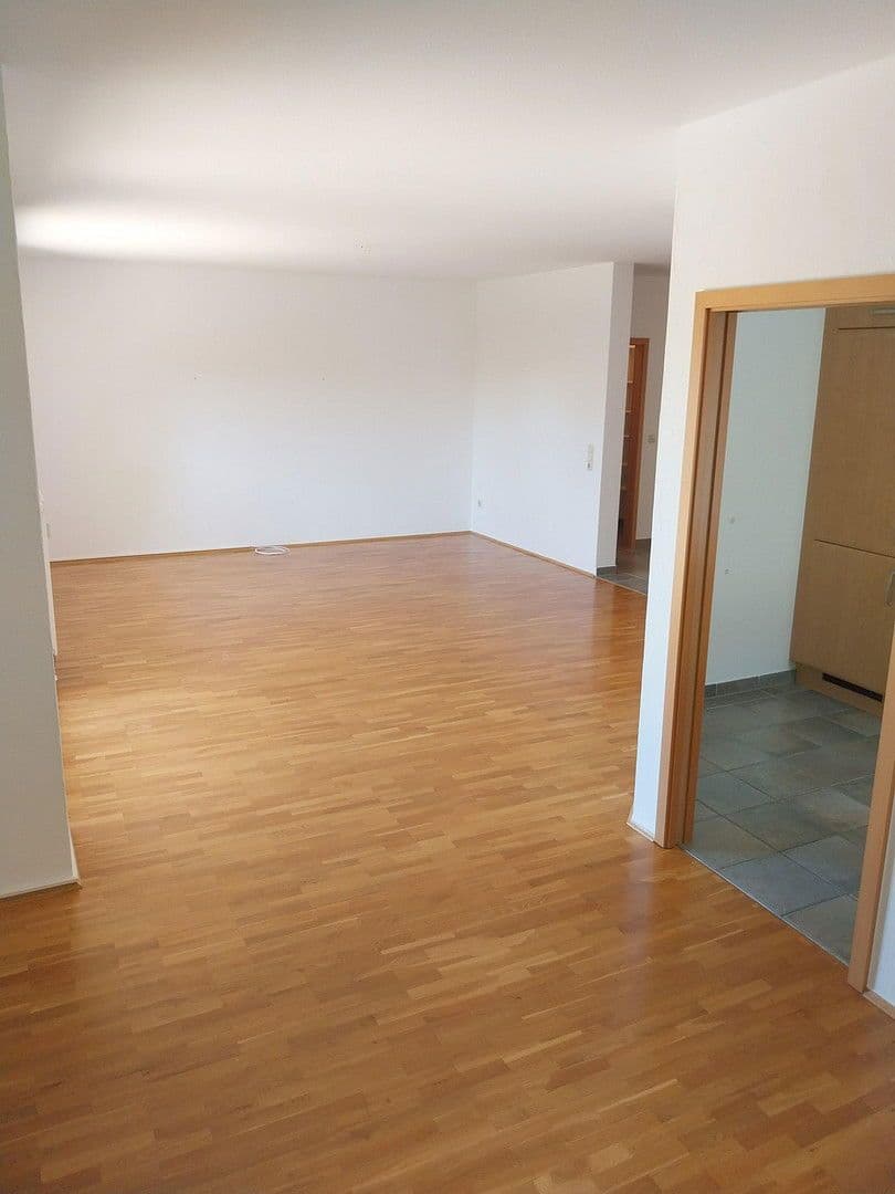 Prodej bytu 3+1 88 m², Volkach, Bavorsko Prodej bytu 3+1 88 m², Volkach, Bavorsko