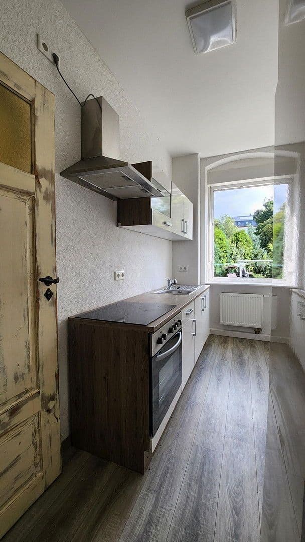 Pronájem bytu 3+1 80 m², Kreisigstraße 40, Cvikov, Sasko Pronájem bytu 3+1 80 m², Kreisigstraße 40, Cvikov, Sasko