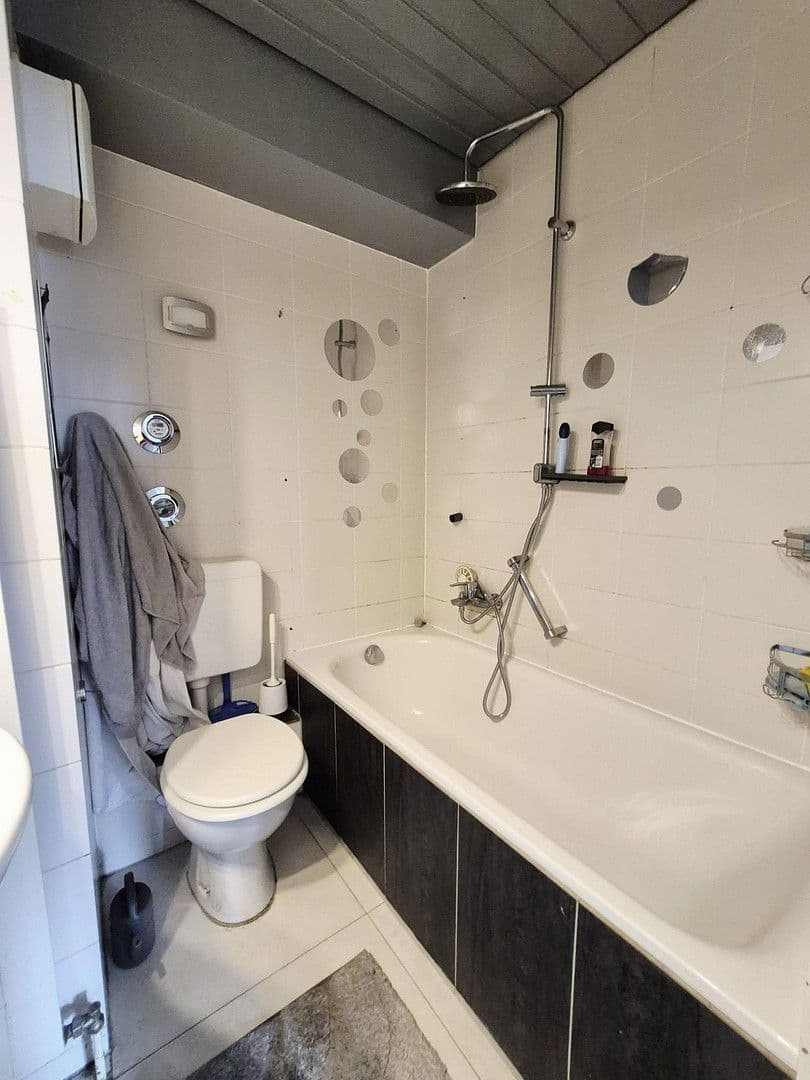 Pronájem bytu 1+1 42 m², Dietzenbach, Hessen Pronájem bytu 1+1 42 m², Dietzenbach, Hessen