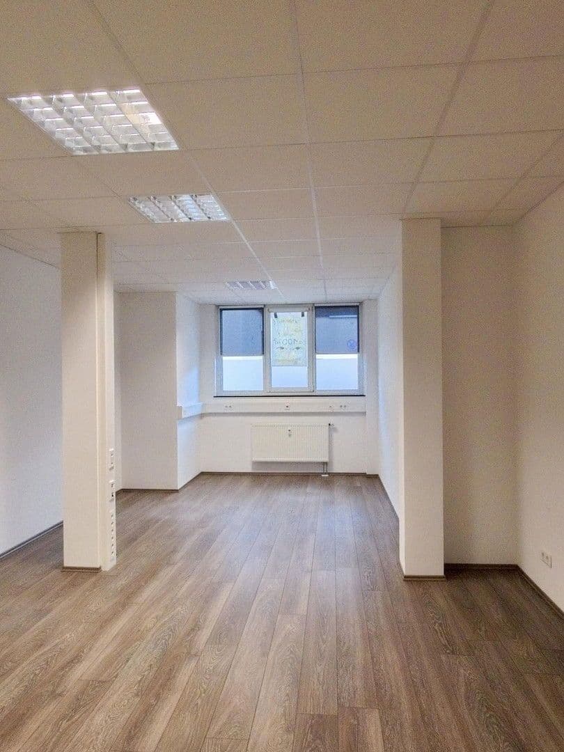 Pronájem kanceláře 104 m², Barbiergasse 6, Nürnberg, Bavorsko Pronájem kanceláře 104 m², Barbiergasse 6, Nürnberg, Bavorsko