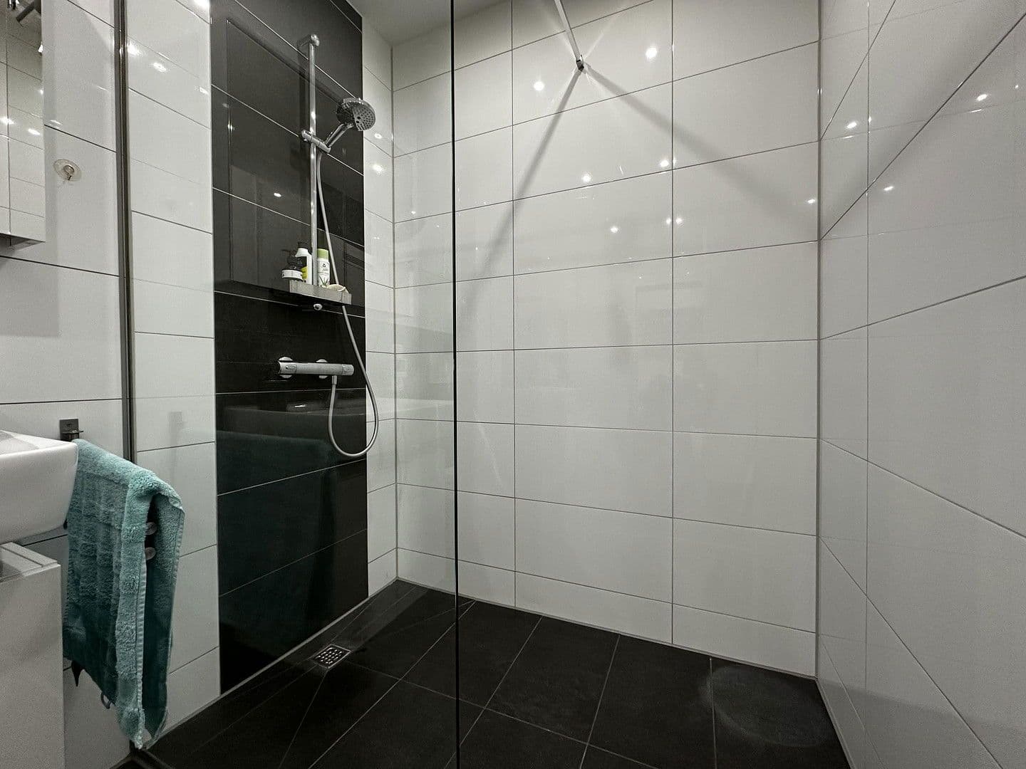 Pronájem bytu 4+1 91 m², Bergmannsweg 76, Baesweiler, Severní Porýní-Vestfálsko Pronájem bytu 4+1 91 m², Bergmannsweg 76, Baesweiler, Severní Porýní-Vestfálsko