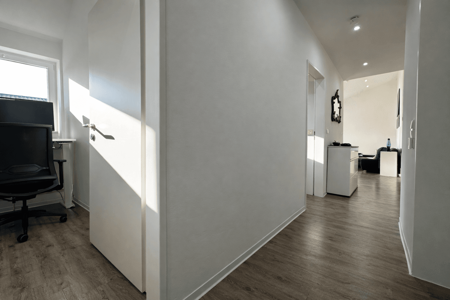 Pronájem bytu 4+1 91 m², Bergmannsweg 76, Baesweiler, Severní Porýní-Vestfálsko Pronájem bytu 4+1 91 m², Bergmannsweg 76, Baesweiler, Severní Porýní-Vestfálsko