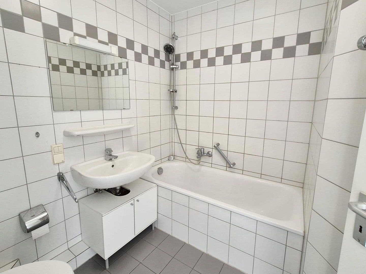 Pronájem bytu 2+1 40 m², Dreieich, Hessen Pronájem bytu 2+1 40 m², Dreieich, Hessen