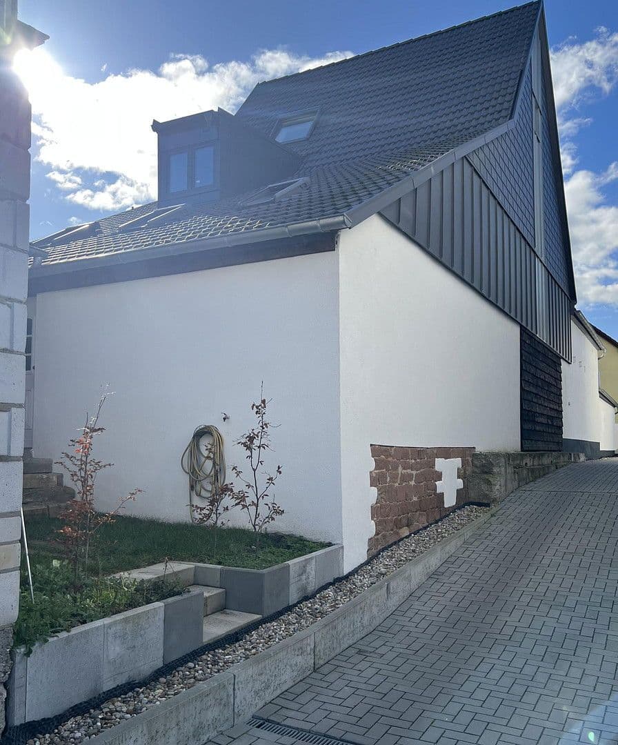 Prodej domu 250 m², pozemek 314 m², Mutterstadt, Porýní-Falc Prodej domu 250 m², pozemek 314 m², Mutterstadt, Porýní-Falc