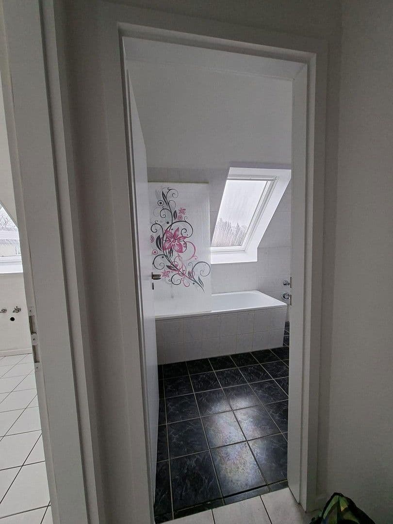 Pronájem bytu 2+1 54 m², Freyensteiner Str. 15-17, Meyenburg, Braniborsko Pronájem bytu 2+1 54 m², Freyensteiner Str. 15-17, Meyenburg, Braniborsko