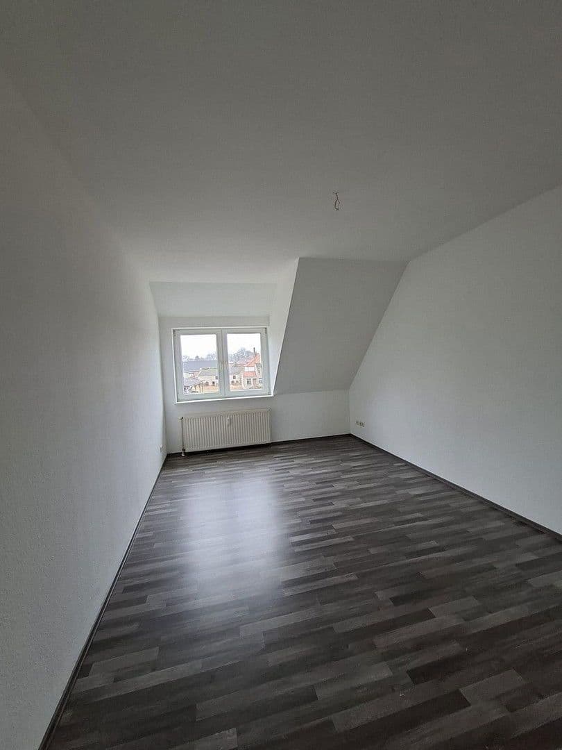 Pronájem bytu 2+1 54 m², Freyensteiner Str. 15-17, Meyenburg, Braniborsko Pronájem bytu 2+1 54 m², Freyensteiner Str. 15-17, Meyenburg, Braniborsko