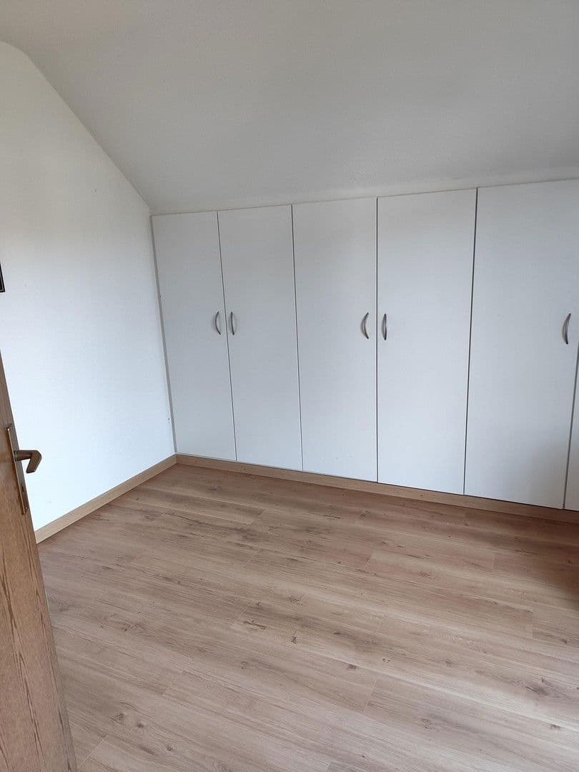 Prodej domu 185 m², pozemek 518 m², Mehlemer Weg 8, Meckenheim, Severní Porýní-Vestfálsko Prodej domu 185 m², pozemek 518 m², Mehlemer Weg 8, Meckenheim, Severní Porýní-Vestfálsko