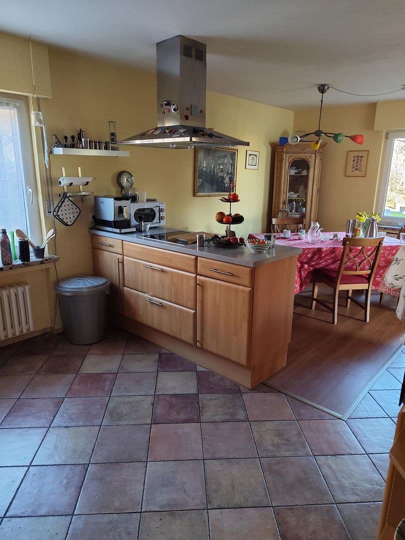 Prodej domu 185 m², pozemek 518 m², Mehlemer Weg 8, Meckenheim, Severní Porýní-Vestfálsko Prodej domu 185 m², pozemek 518 m², Mehlemer Weg 8, Meckenheim, Severní Porýní-Vestfálsko