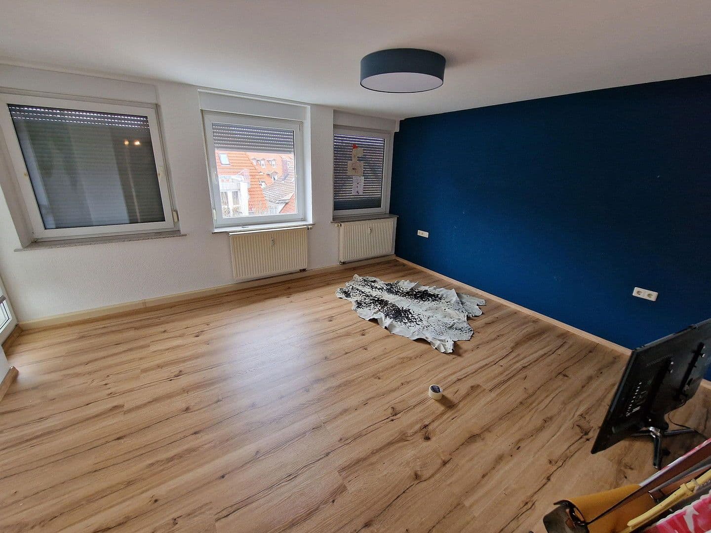 Pronájem bytu 4+1 120 m², Bahnhofstraße 10, Tuttlingen, Bádensko-Württembersko Pronájem bytu 4+1 120 m², Bahnhofstraße 10, Tuttlingen, Bádensko-Württembersko