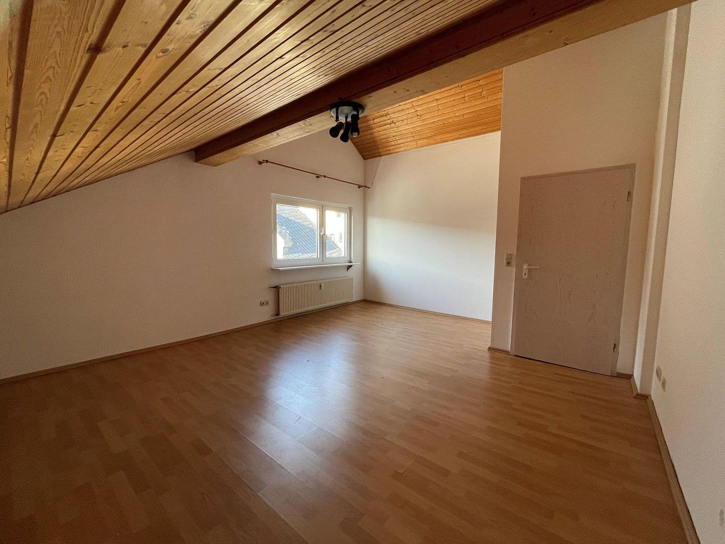 Pronájem bytu 4+1 158 m², Königstein im Taunus, Hessen Pronájem bytu 4+1 158 m², Königstein im Taunus, Hessen