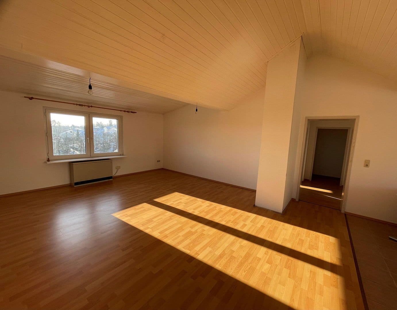 Pronájem bytu 4+1 158 m², Königstein im Taunus, Hessen Pronájem bytu 4+1 158 m², Königstein im Taunus, Hessen