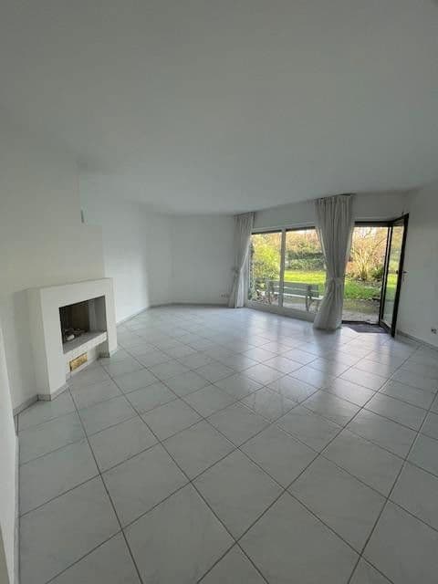 Prodej domu 135 m², pozemek 259 m², Wiesbaden, Hessen Prodej domu 135 m², pozemek 259 m², Wiesbaden, Hessen