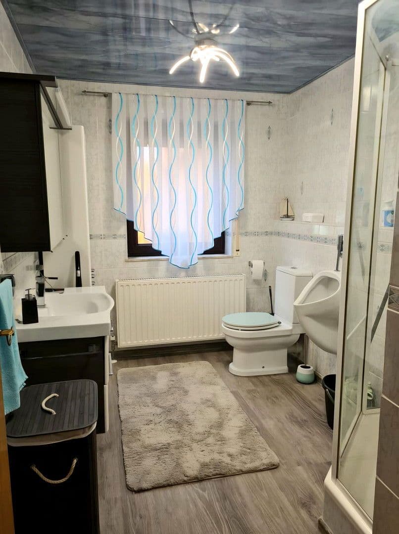 Prodej domu 183 m², pozemek 836 m², Adelsheim, Bádensko-Württembersko Prodej domu 183 m², pozemek 836 m², Adelsheim, Bádensko-Württembersko