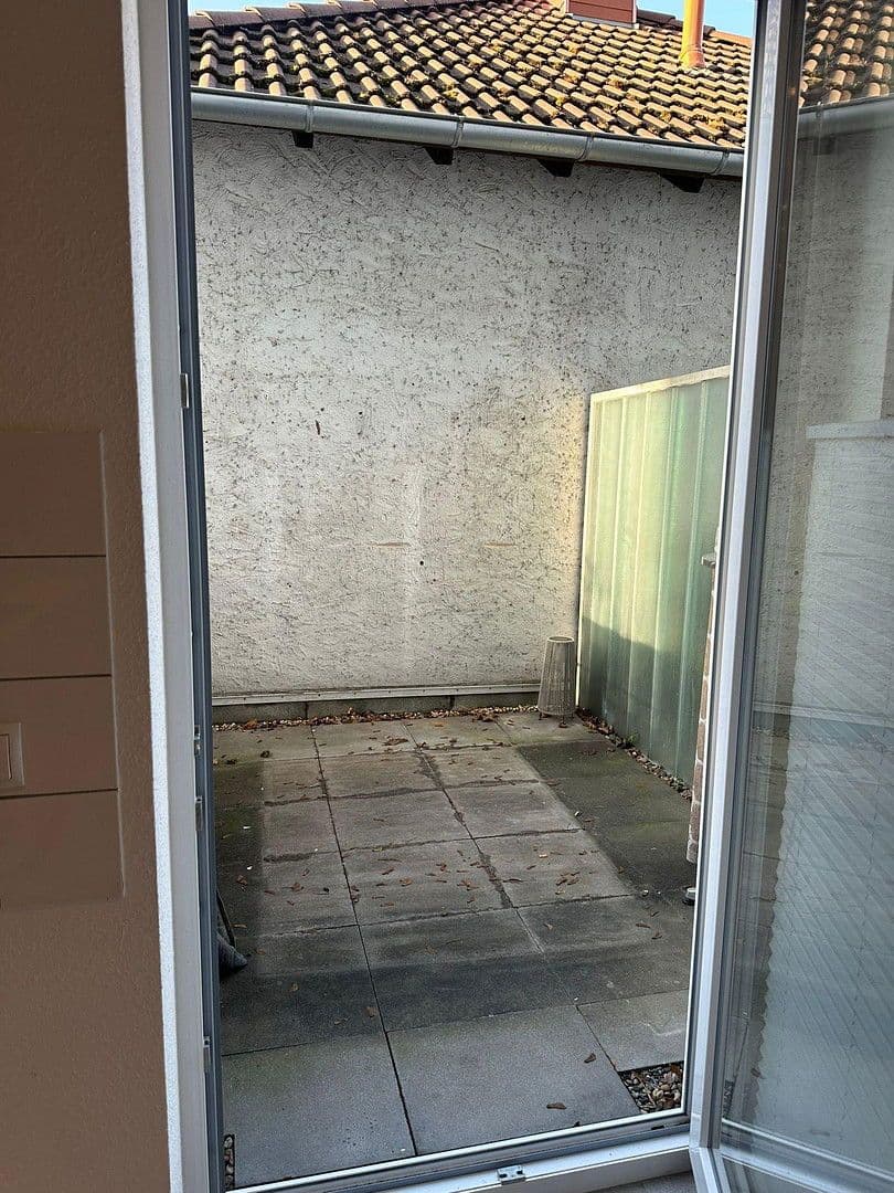 Pronájem bytu 3+1 70 m², Altenwoogstr.35, Kaiserslautern, Porýní-Falc Pronájem bytu 3+1 70 m², Altenwoogstr.35, Kaiserslautern, Porýní-Falc