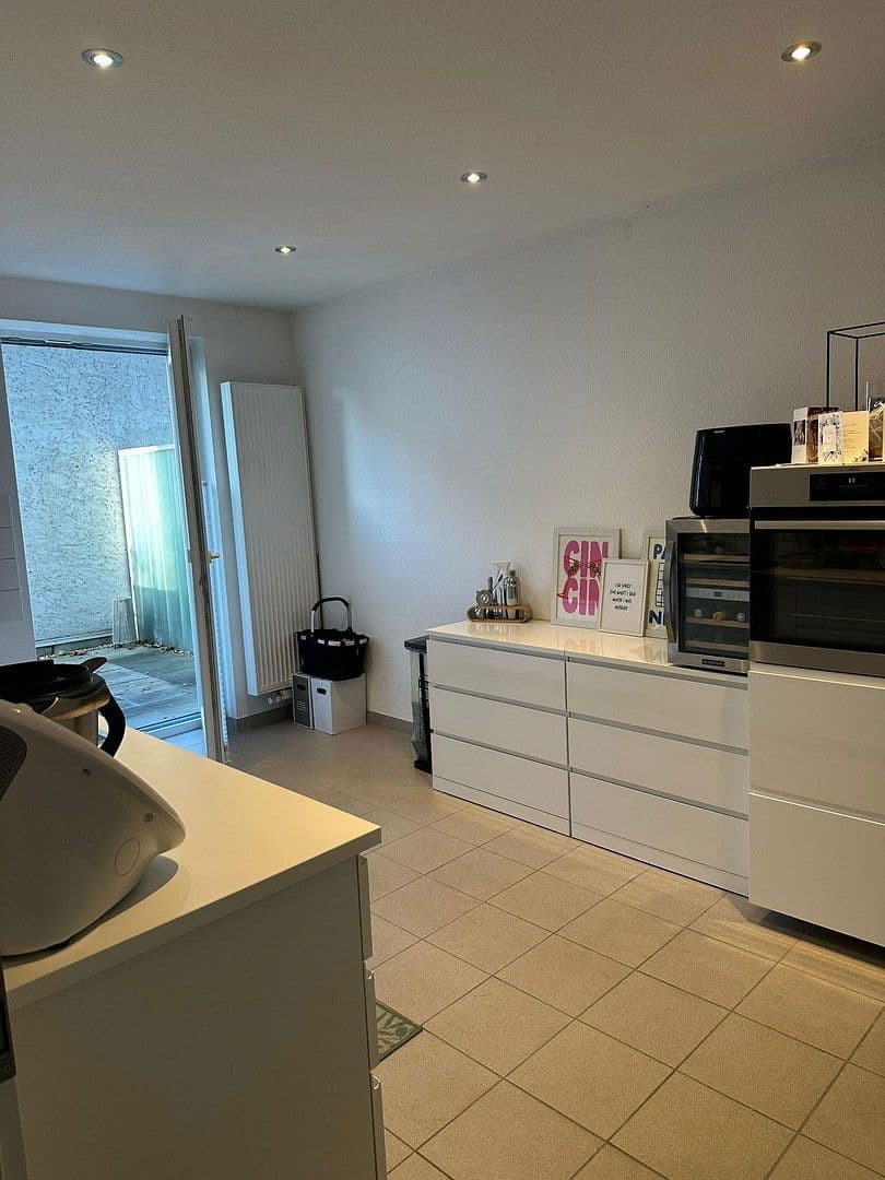 Pronájem bytu 3+1 70 m², Altenwoogstr.35, Kaiserslautern, Porýní-Falc Pronájem bytu 3+1 70 m², Altenwoogstr.35, Kaiserslautern, Porýní-Falc