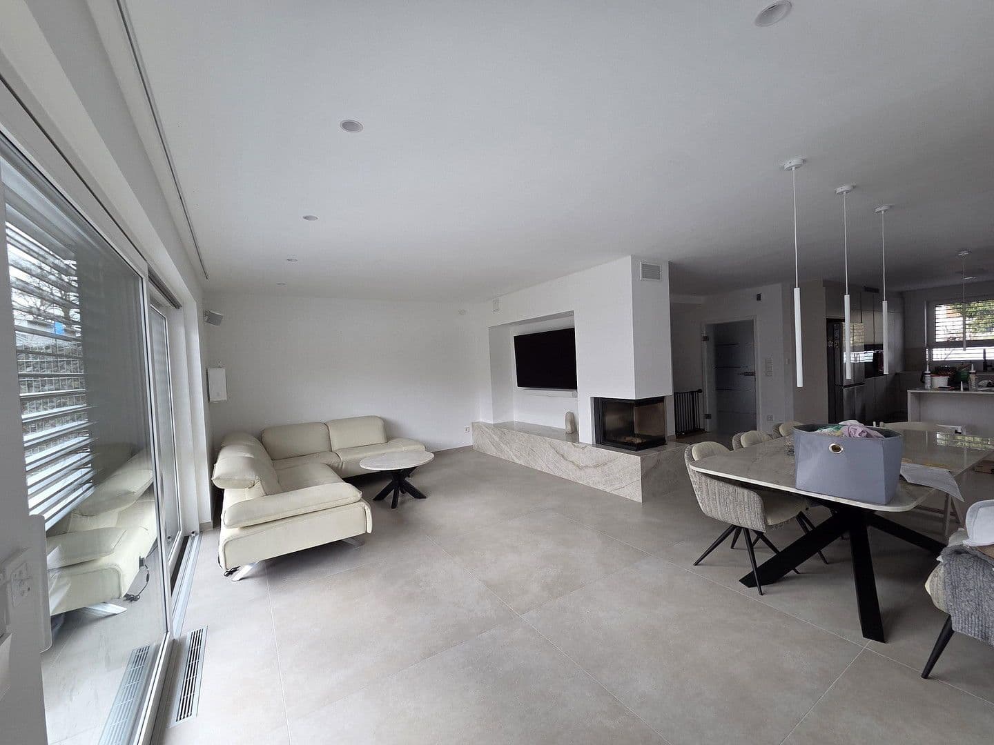 Prodej domu 185 m², pozemek 300 m², Rosenstr. 6a, Röthenbach an der Pegnitz, Bavorsko Prodej domu 185 m², pozemek 300 m², Rosenstr. 6a, Röthenbach an der Pegnitz, Bavorsko