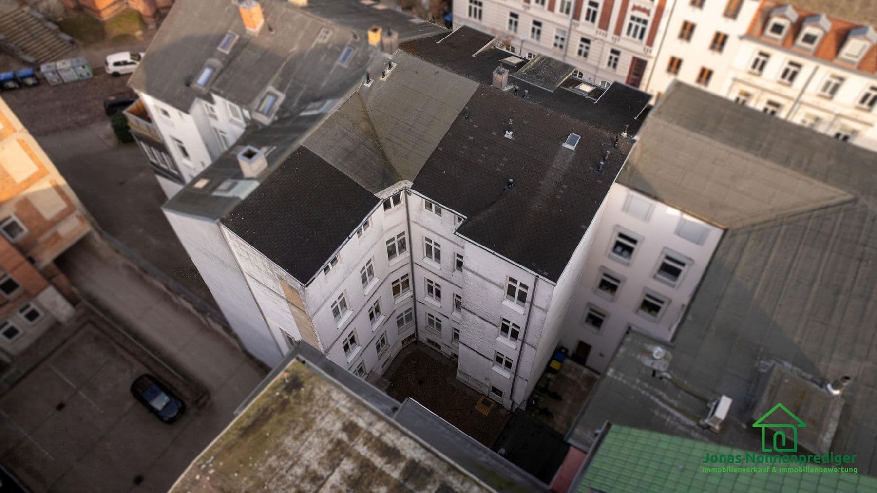 Prodej domu 714 m², pozemek 249 m², Moritz-Wiggers-Straße 4, Schwerin, Mecklenburg-Vorpommern Prodej domu 714 m², pozemek 249 m², Moritz-Wiggers-Straße 4, Schwerin, Mecklenburg-Vorpommern