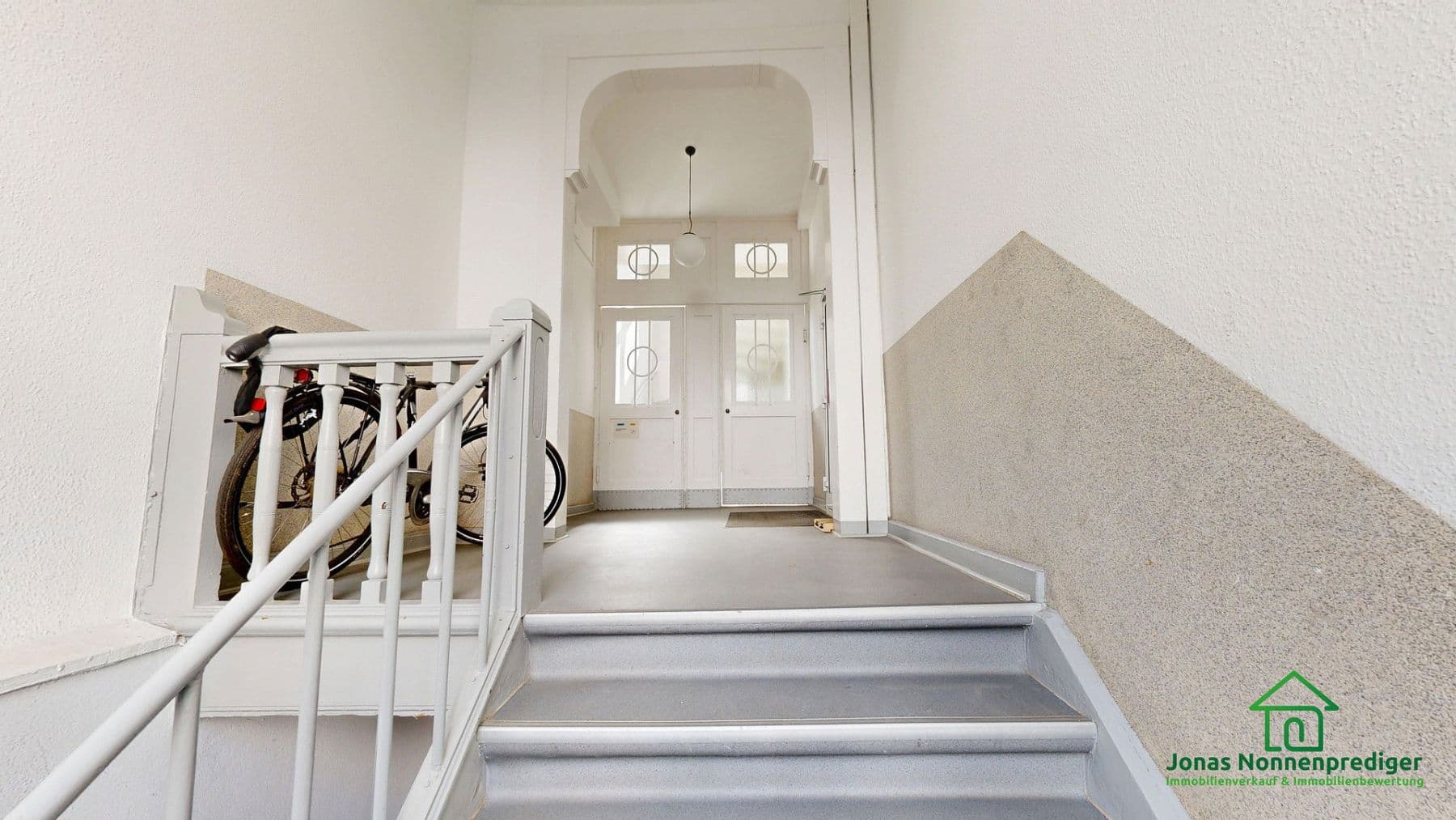 Prodej domu 714 m², pozemek 249 m², Moritz-Wiggers-Straße 4, Schwerin, Mecklenburg-Vorpommern Prodej domu 714 m², pozemek 249 m², Moritz-Wiggers-Straße 4, Schwerin, Mecklenburg-Vorpommern